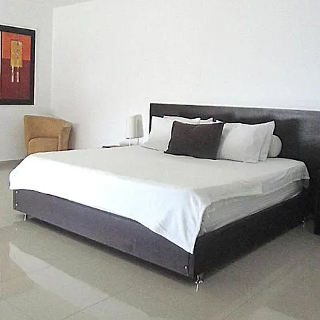 Abi By Geh Hotel 3*