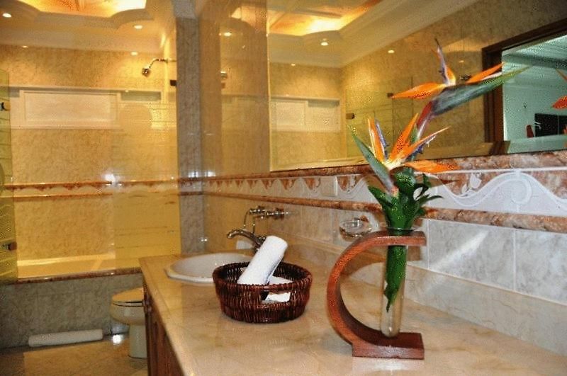 Abi By Geh Hotel